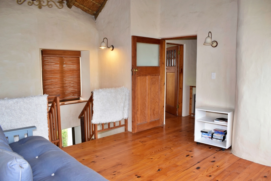 6 Bedroom Property for Sale in Suiderstrand Western Cape